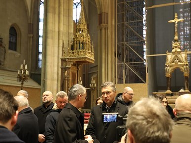 /aktualnosti/2025/12/251212 Obilazak katedrale (26).JPG