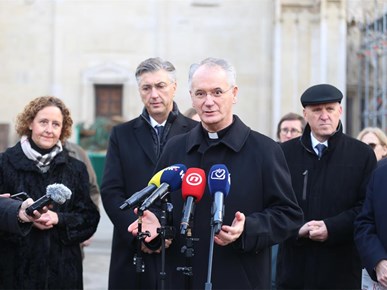 /aktualnosti/2025/12/251212 Obilazak katedrale (43).JPG