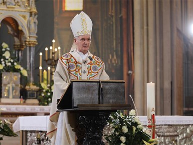 /aktualnosti/2026/B/260405 Nadbiskup Kutleša predvodio misu na Uskrs (41).JPG