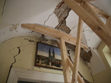 /multimedia/FOTO/Nadbiskupski dvor nakon potresa/IMG_8463.JPG