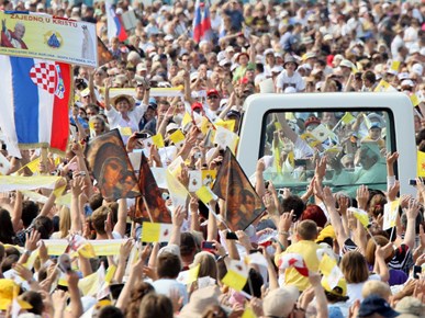 /multimedia/FOTO/Pohod pape Benedikta XVI Hrvatskoj/Pohod pape Benedikta XVI.  (12).jpg