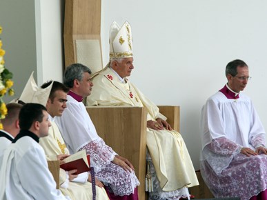 /multimedia/FOTO/Pohod pape Benedikta XVI Hrvatskoj/Pohod pape Benedikta XVI.  (15).jpg